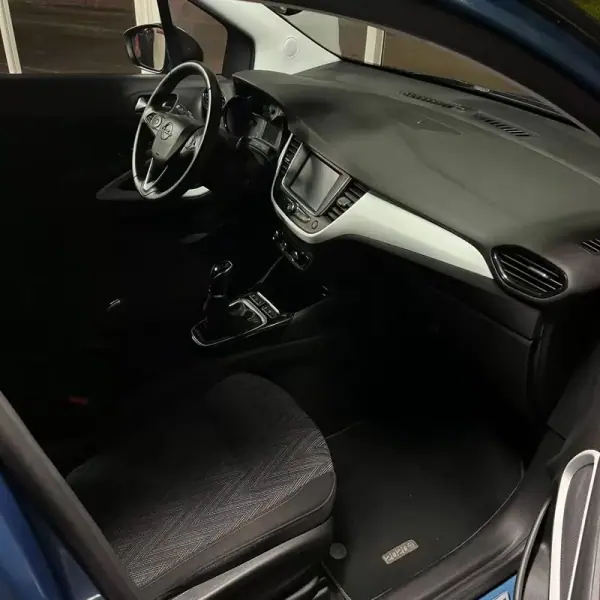 Opel Crossland X 2020 - 13350 EUR, 32238 km - AUTO.MOTO.pt - 32238km - foto 11 de 21