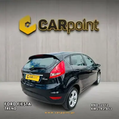 Ford Fiesta 2012 - 7900 EUR, 92853 km - AUTO.MOTO.pt - 92853km - foto 4 de 10