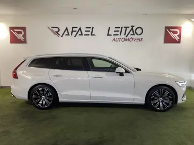 Volvo V60 2022 - 31900 EUR, 71000 km - AUTO.MOTO.pt - 71000km - foto 8 de 29