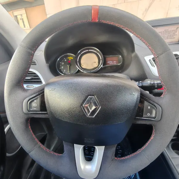 Renault Mégane Coupe 2010 - 6500 EUR, 210000 km - 210000km - foto 3 de 8