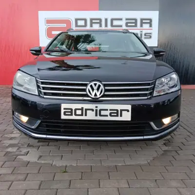 Volkswagen Passat Variant 2011 - 10500 EUR, 230094 km - AUTO.MOTO.pt - 230094km - foto 4 de 4
