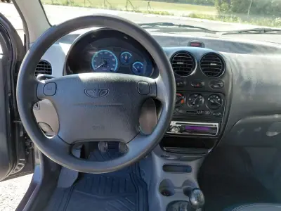 Daewoo Matiz 2002 - 1590 EUR, 167095 km - AUTO.MOTO.pt - 167095km - foto 16 de 25