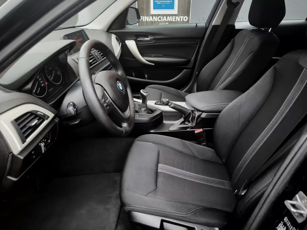 BMW 116 2015 - 13500 EUR, 169000 km - AUTO.MOTO.pt - 169000km - foto 20 de 43