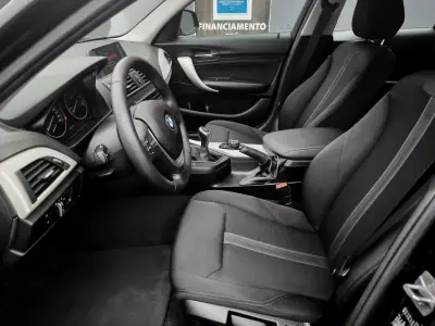 BMW 116 2015 - 13500 EUR, 169000 km - AUTO.MOTO.pt - 169000km - foto 20 de 43