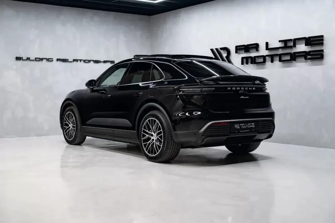 Porsche Macan 2026 - 89950 EUR, 6500 km - 6500km - foto 10 de 60