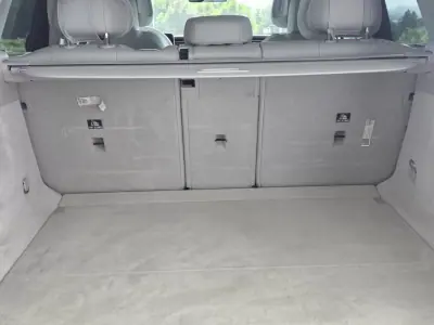 Mercedes-Benz EQE 2025 - 58990 EUR, 8906 km - AUTO.MOTO.pt - 8906km - foto 45 de 46