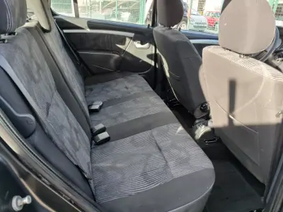 Dacia Sandero 2012 - 5750 EUR, 158792 km - AUTO.MOTO.pt - 158792km - foto 23 de 31