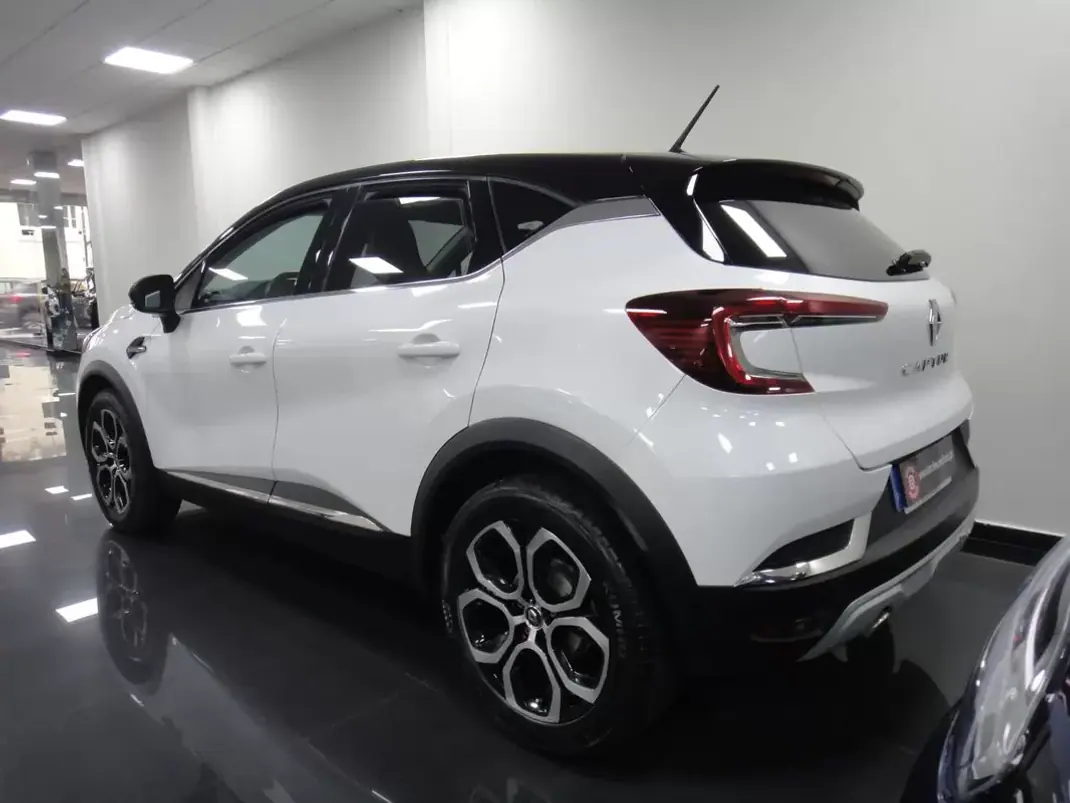 Renault Captur 2020 - 16500 EUR, 76000 km - AUTO.MOTO.pt - 76000km - foto 6 de 23