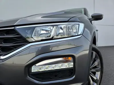 Volkswagen T-Roc 2021 - 17750 EUR, 72400 km - AUTO.MOTO.pt - 72400km - foto 3 de 37