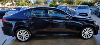Lexus IS 220 2010 — foto 4 de 41
