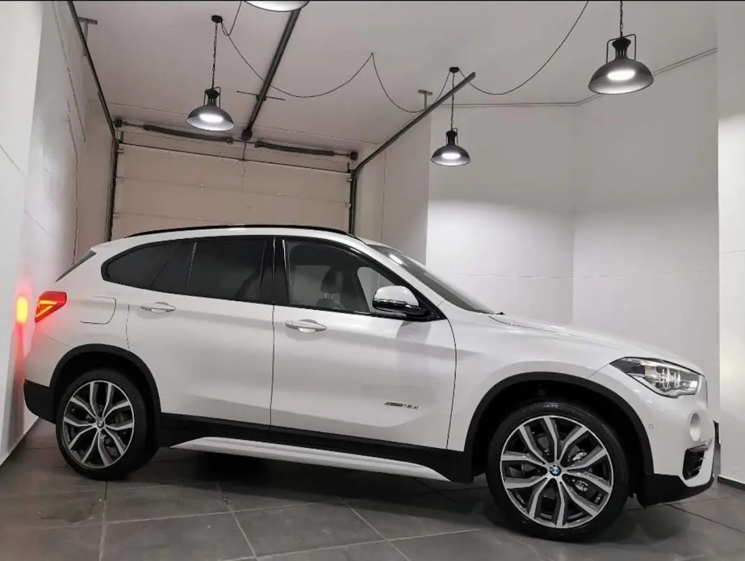 BMW X1 2016 - 18500 EUR, 160000 km - AUTO.MOTO.pt - 160000km - foto 4 de 11