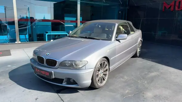 BMW 320 2003 — foto 3 de 14