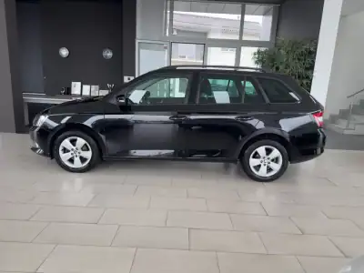 Skoda Fabia Break 2016 - 8490 EUR, 184591 km - AUTO.MOTO.pt - 184591km - foto 20 de 21