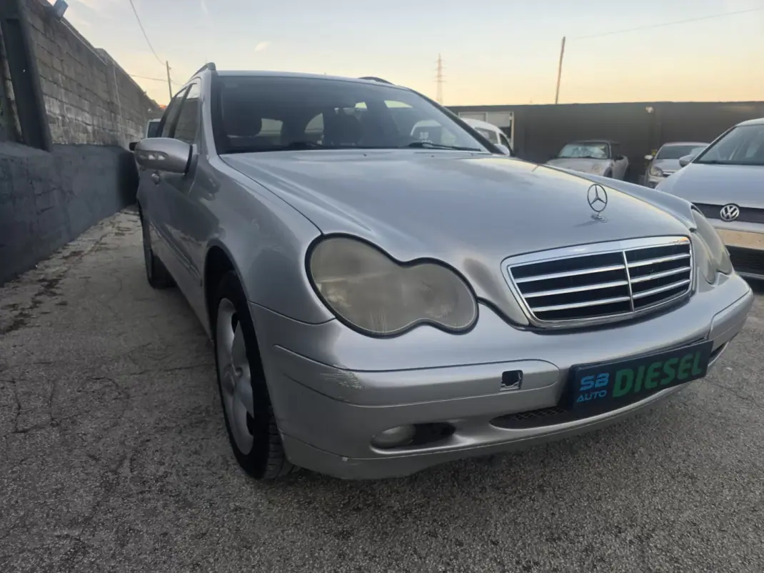 Mercedes-Benz C 220 2001 - 2750 EUR, 350000 km - 350000km - foto 2 de 16