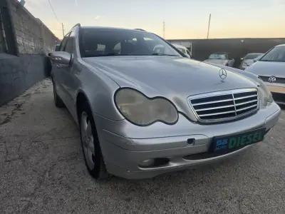 Mercedes-Benz C 220 2001 - 2750 EUR, 350000 km - 350000km - foto 2 de 16
