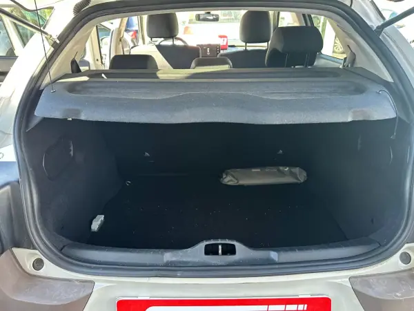 Citroën C4 Cactus 2015 - 9990 EUR, 138000 km - AUTO.MOTO.pt - 138000km - foto 9 de 9