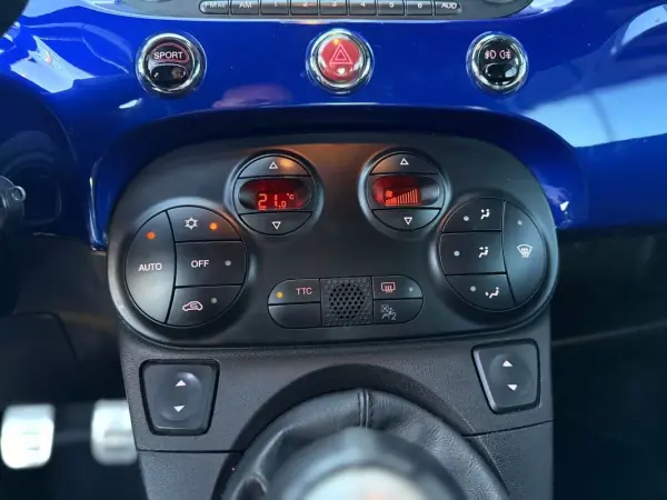 Abarth 595 2016 - 17990 EUR, 137000 km - AUTO.MOTO.pt - 137000km - foto 10 de 20