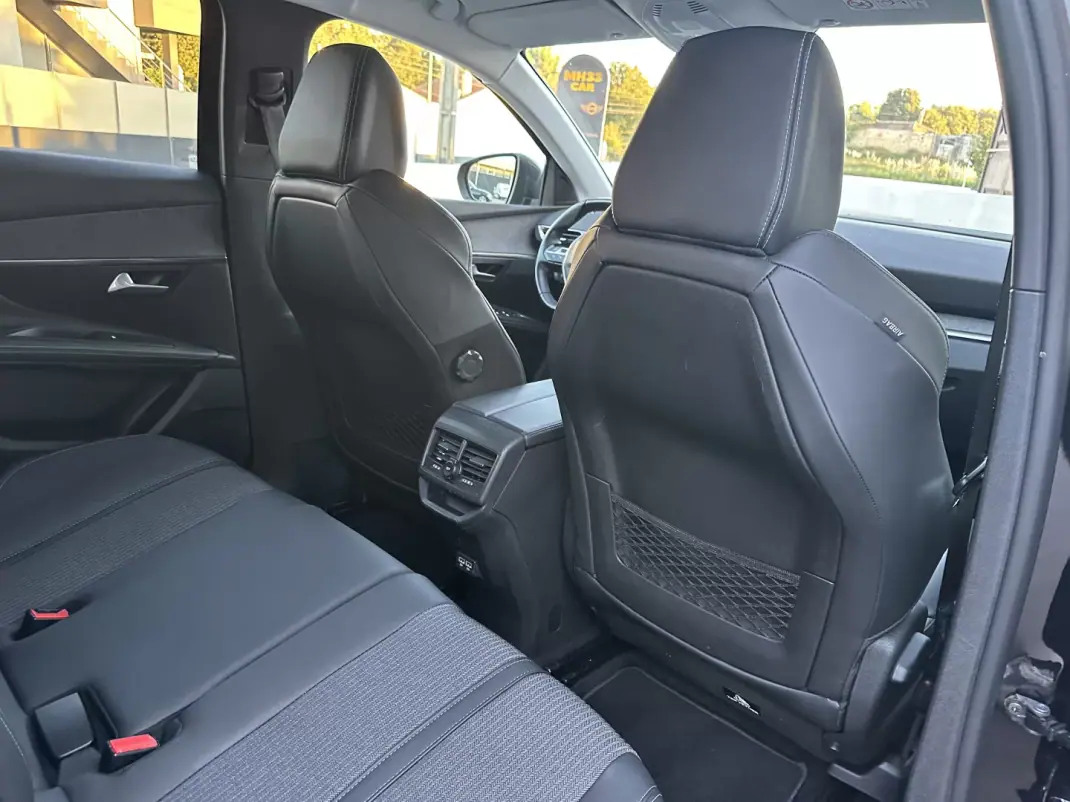 Peugeot 3008 2021 - 24900 EUR, 260000 km - 260000km - foto 60 de 67