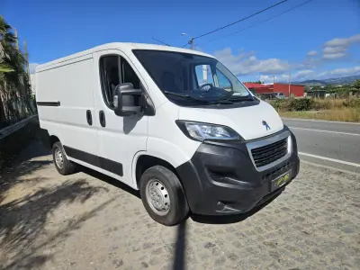 Peugeot BOXER L1H1 2.2HDI / IVA / GARANTIA / NACIONAL 2017 - 11750 EUR, 170000 km - AUTO.MOTO.pt - 170000km - foto 3 de 9