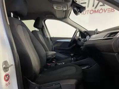 BMW X1 2016 - 18900 EUR, 134000 km - AUTO.MOTO.pt - 134000km - foto 18 de 31
