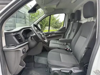 Ford Transit 2020 - 16900 EUR, 200000 km - AUTO.MOTO.pt - 200000km - foto 22 de 37