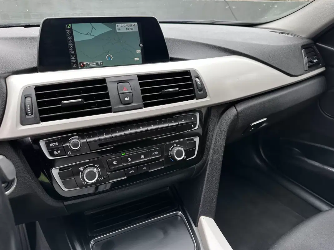 BMW 316 2017 - 16000 EUR, 280000 km - 280000km - foto 40 de 56