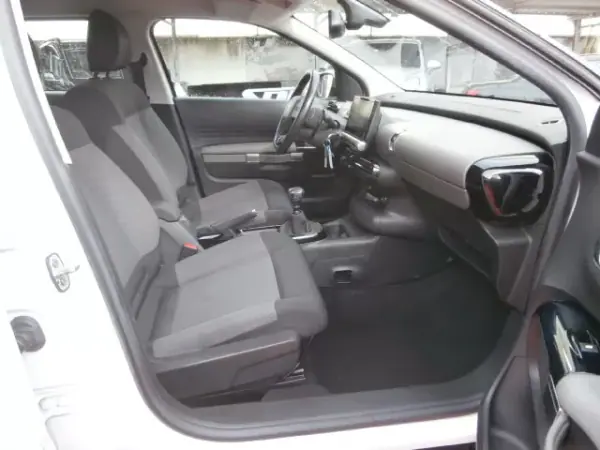 Citroën C4 Cactus 2020 - 12900 EUR, 185708 km - AUTO.MOTO.pt - 185708km - foto 21 de 26