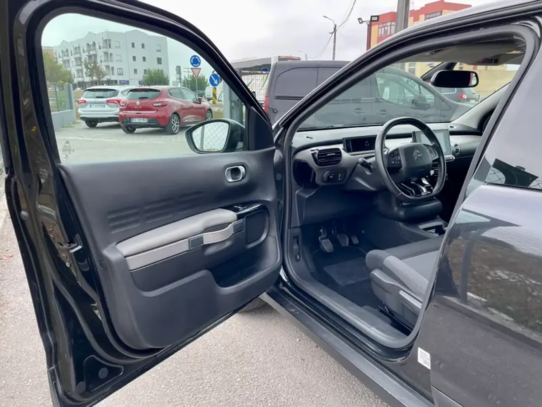 Citroën C4 Cactus 2018 - 14950 EUR, 108880 km - AUTO.MOTO.pt - 108880km - foto 10 de 34