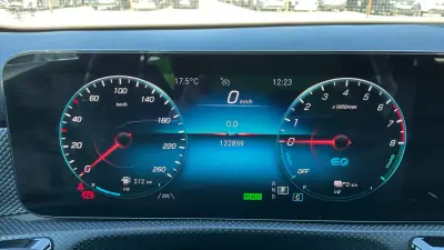 Mercedes-Benz A 250 Limousine 2022 - 25800 EUR, 123100 km - AUTO.MOTO.pt - 123100km - foto 12 de 15