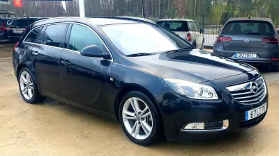 Opel Insignia Sports Tourer 2011 - 6990 EUR, 277793 km - AUTO.MOTO.pt - 277793km - foto 3 de 28