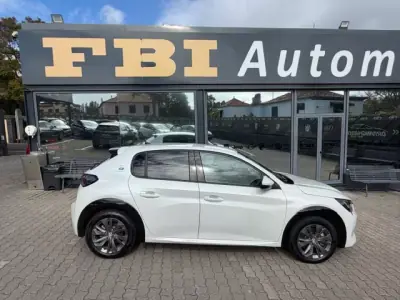 Peugeot e-208 2021 - 16900 EUR, 37800 km - AUTO.MOTO.pt - 37800km - foto 7 de 12