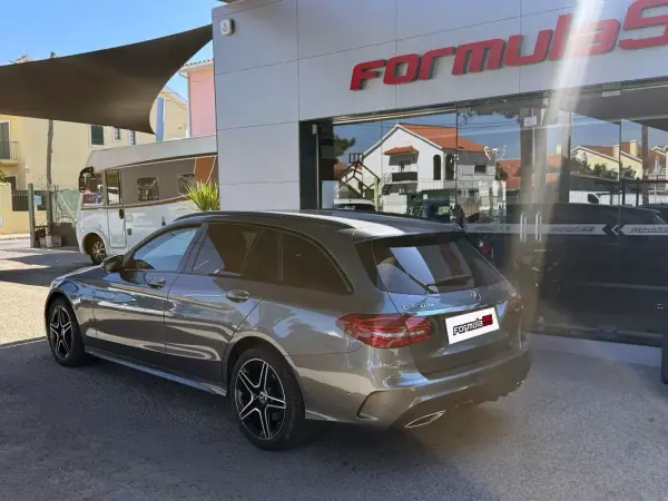 Mercedes-Benz C 300 2021 - 30400 EUR, 104826 km - AUTO.MOTO.pt - 104826km - foto 6 de 13
