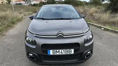 Citroën C3 2019 - 9900 EUR, 54000 km - AUTO.MOTO.pt - 54000km - foto 3 de 12