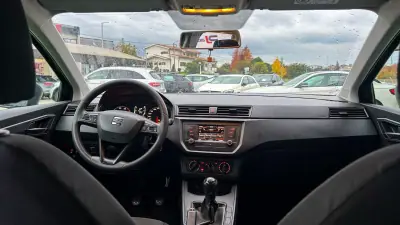 SEAT Ibiza 2017 - 10850 EUR, 113370 km - AUTO.MOTO.pt - 113370km - foto 12 de 20
