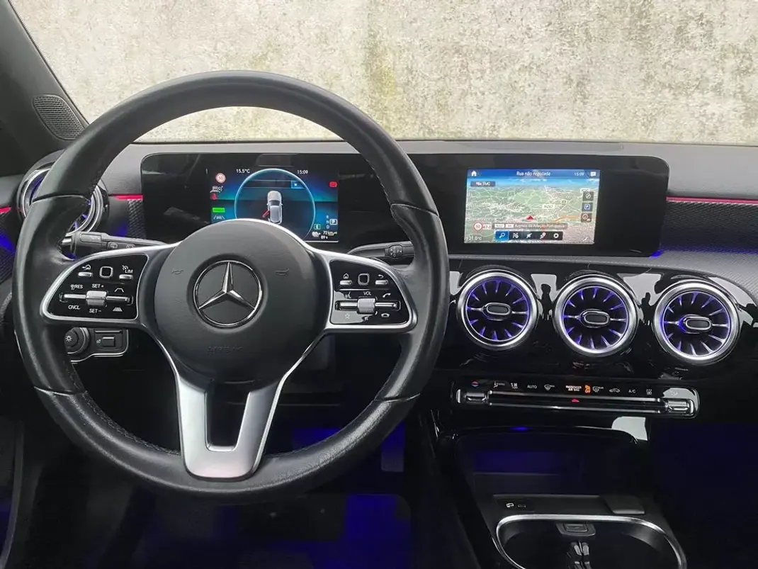 Mercedes-Benz A 250 2021 - 27900 EUR, 106000 km - AUTO.MOTO.pt - 106000km - foto 10 de 21