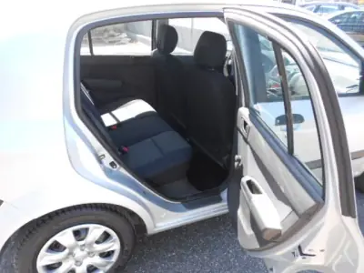 Hyundai Getz 2005 - 2900 EUR, 265508 km - AUTO.MOTO.pt - 265508km - foto 7 de 10