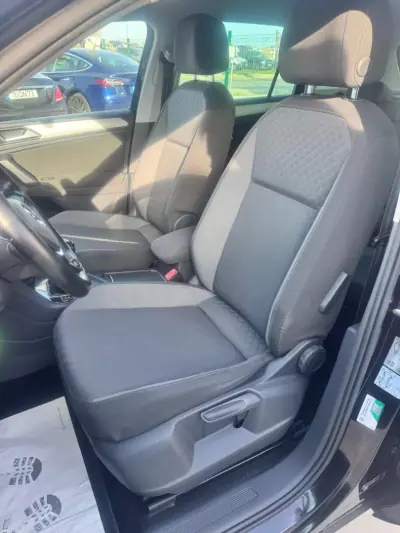 Volkswagen Tiguan 2017 - 17500 EUR, 205000 km - AUTO.MOTO.pt - 205000km - foto 18 de 19