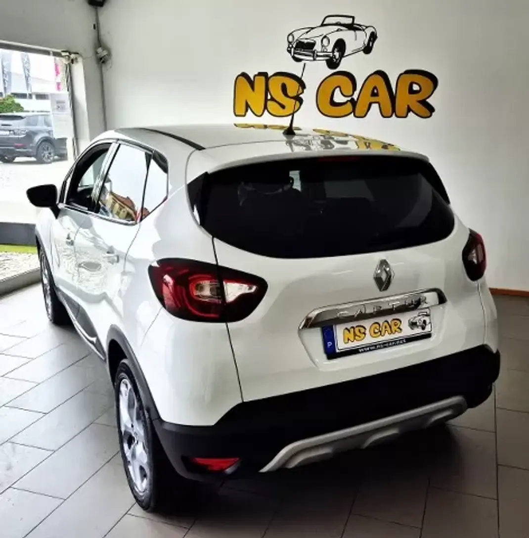 Renault Captur 2018 - 13750 EUR, 50000 km - 50000km - foto 5 de 11