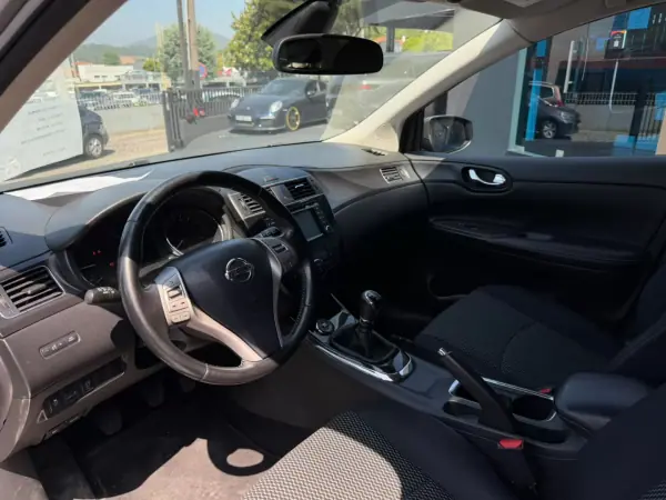 Nissan Pulsar 2015 - 9500 EUR, 218000 km - AUTO.MOTO.pt - 218000km - foto 6 de 7