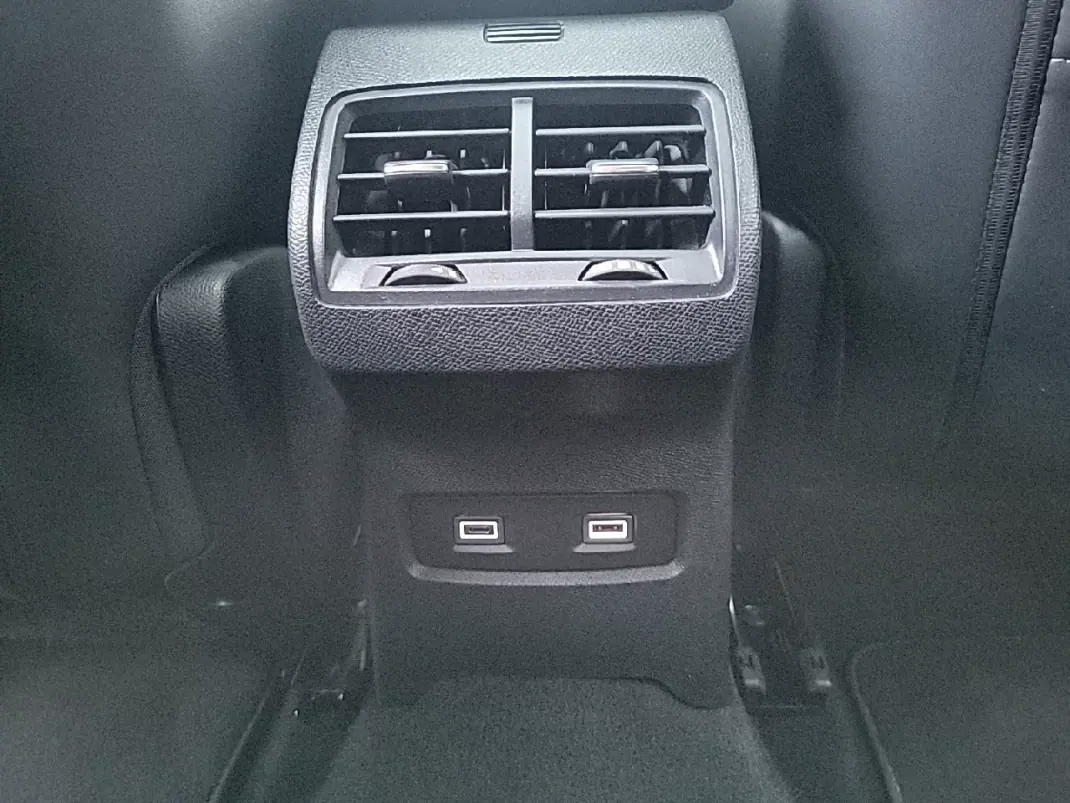 Citroën C4 2021 - 18800 EUR, 47897 km - AUTO.MOTO.pt - 47897km - foto 20 de 26