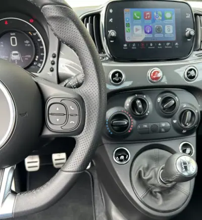 Abarth 595 2022 - 25900 EUR, 350 km - AUTO.MOTO.pt - 350km - foto 5 de 9