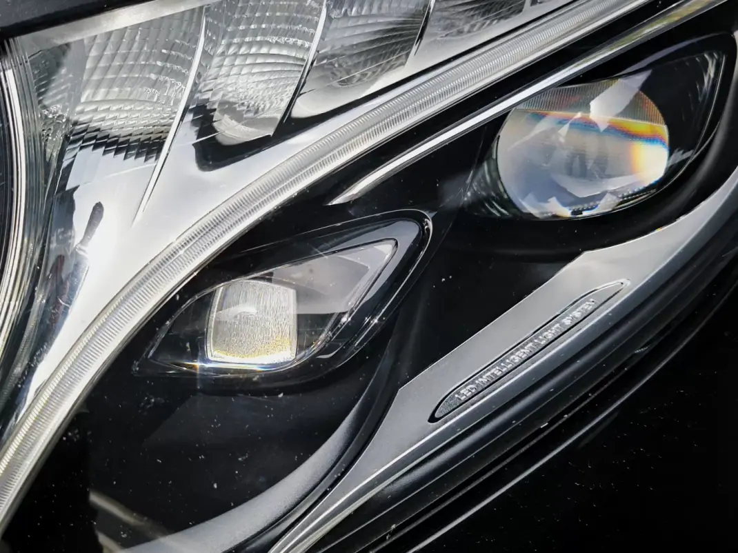 Mercedes-Benz Vito Tourer 2022 - 45950 EUR, 95000 km - AUTO.MOTO.pt - 95000km - foto 26 de 36