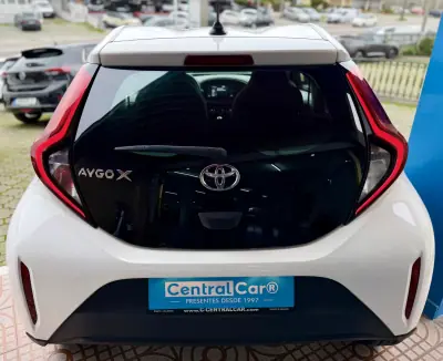 Toyota Aygo X 2022 - 14950 EUR, 10000 km - AUTO.MOTO.pt - 10000km - foto 10 de 25