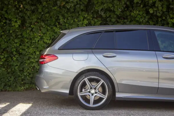 Mercedes-Benz C 250 2017 - 27900 EUR, 104000 km - AUTO.MOTO.pt - 104000km - foto 4 de 18