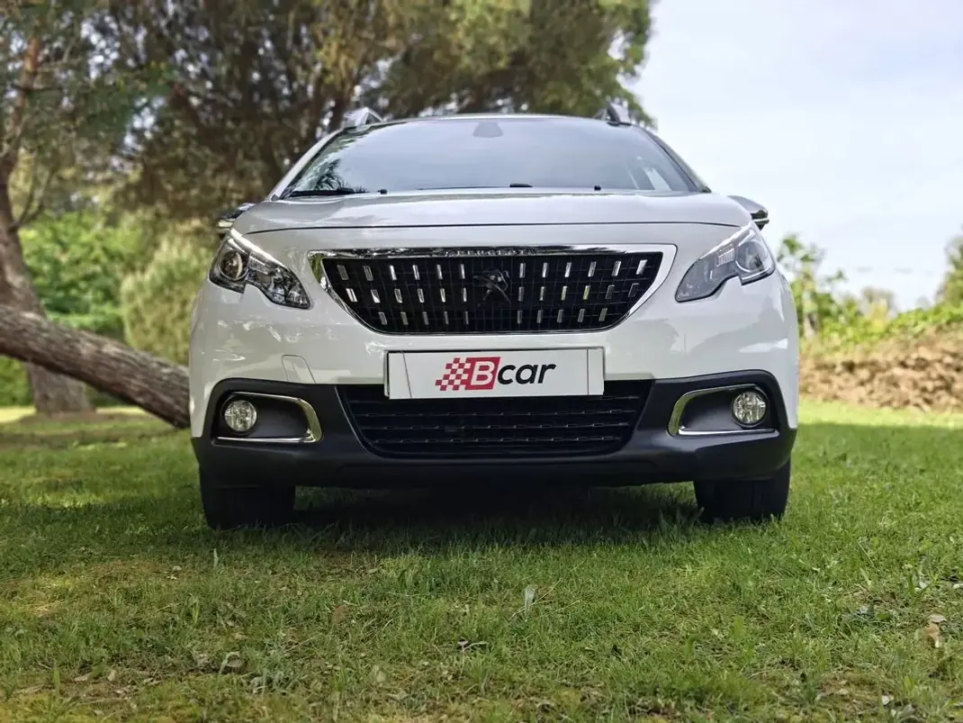 Peugeot 2008 2018 - 10399 EUR, 110600 km - AUTO.MOTO.pt - 110600km - foto 4 de 38