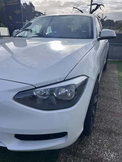 BMW 114 2014 - 12500 EUR, 230000 km - AUTO.MOTO.pt - 230000km - foto 8 de 55