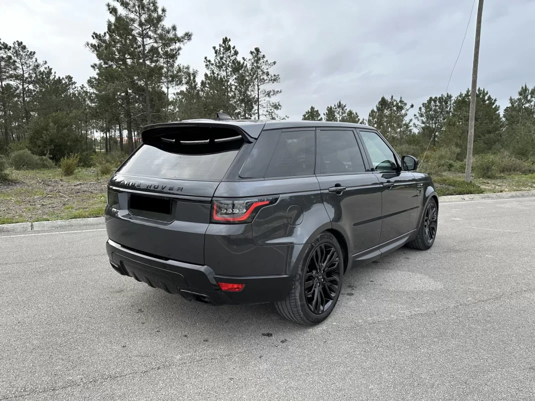 Land Rover Range Rover Sport 2019 - 59990 EUR, 129000 km - AUTO.MOTO.pt - 129000km - foto 2 de 13