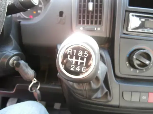 Fiat 2014 - 17000 EUR, 238159 km - AUTO.MOTO.pt - 238159km - foto 15 de 24
