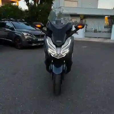 Honda Forza ABS 2019 - 3500 EUR, 80000 km - AUTO.MOTO.pt - 80000km - foto 3 de 7