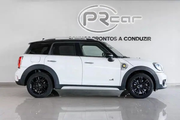 MINI Countryman 2019 - 17900 EUR, 179421 km - AUTO.MOTO.pt - 179421km - foto 22 de 28